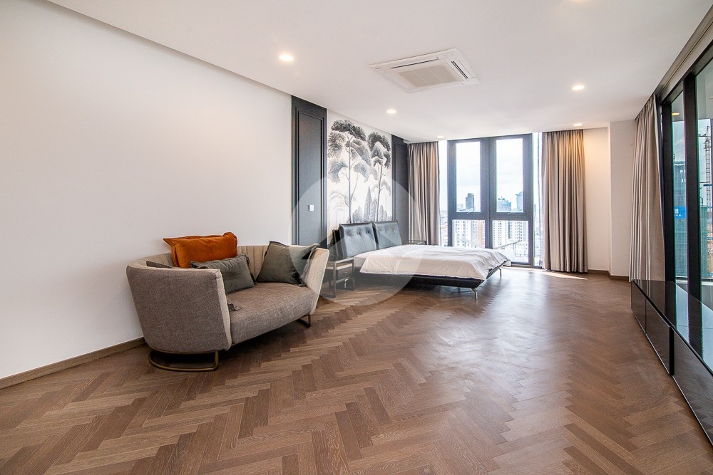 Duplex 3 Bedroom Serviced Penthouse For Rent - BKK1, Phnom Penh - Image 18