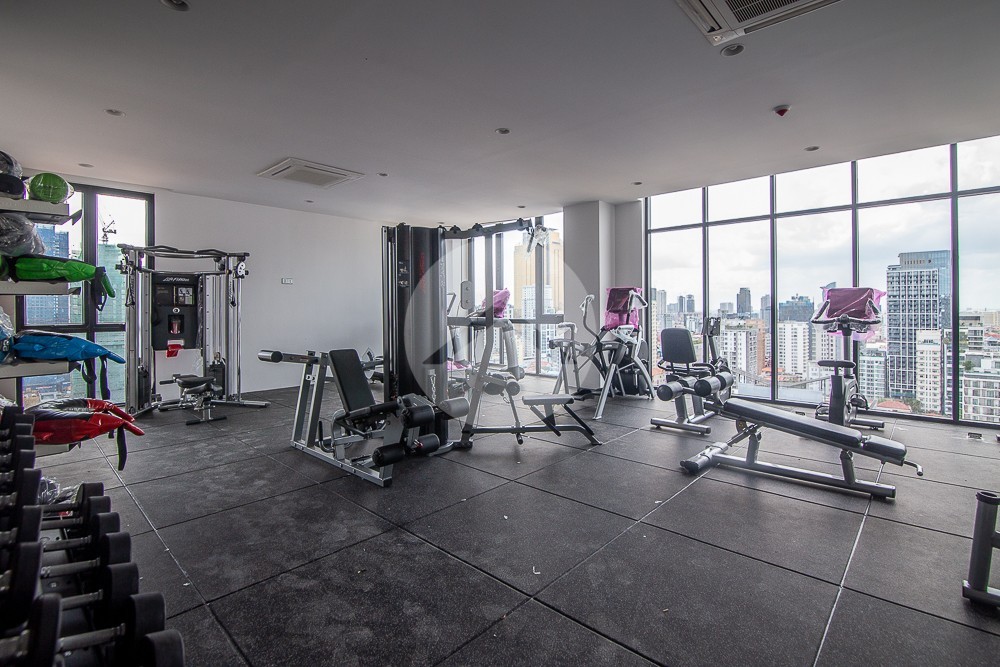Duplex 3 Bedroom Serviced Penthouse For Rent - BKK1, Phnom Penh - Image 26