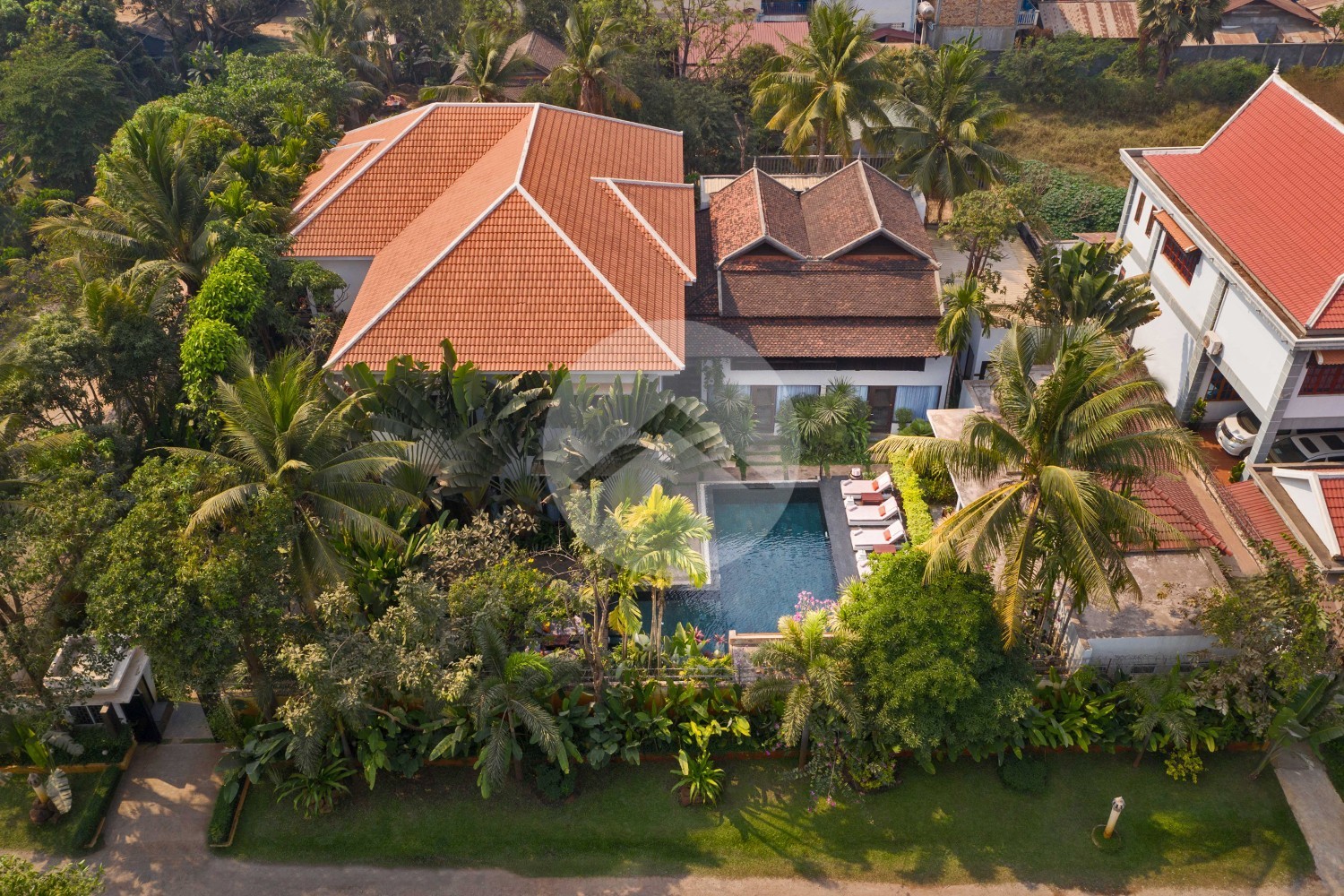 13 Bedroom Boutique Villa Compound For Sale - Kouk Chak, Siem Reap - Image 3