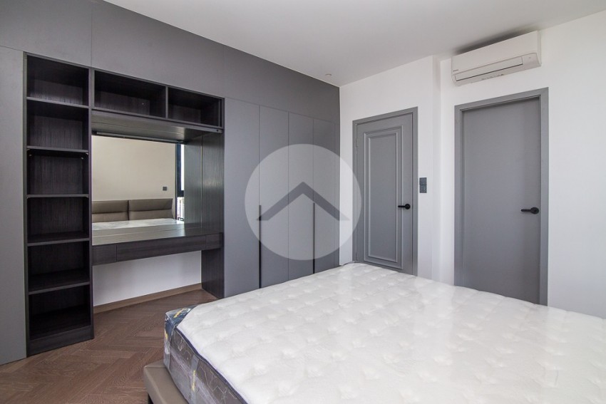 3 Bedroom Serviced Apartment For Rent - BKK1, Phnom Penh