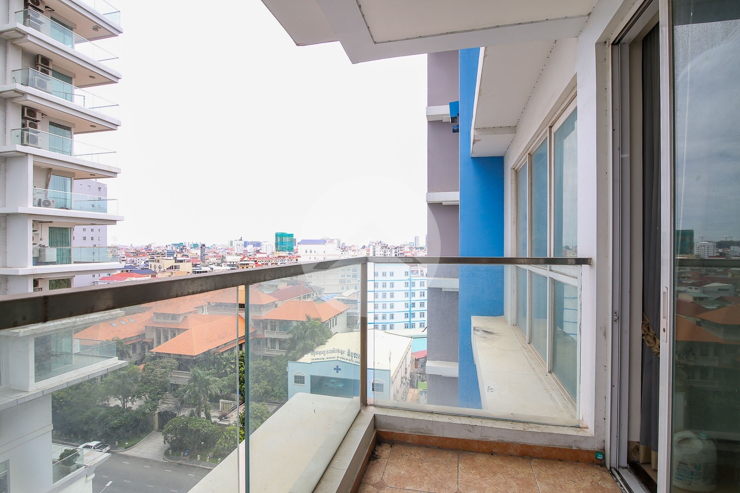 1 Bedroom Condo For Rent - Khan 7 Makara, Phnom Penh - Image 11