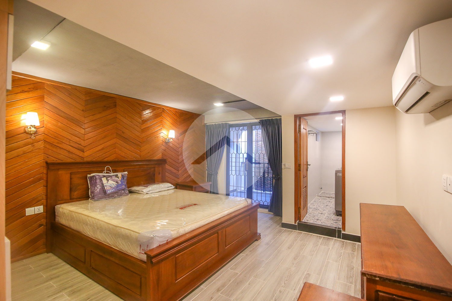 1 Bedroom Apartment For Rent - BKK3, Phnom Penh - Image 3