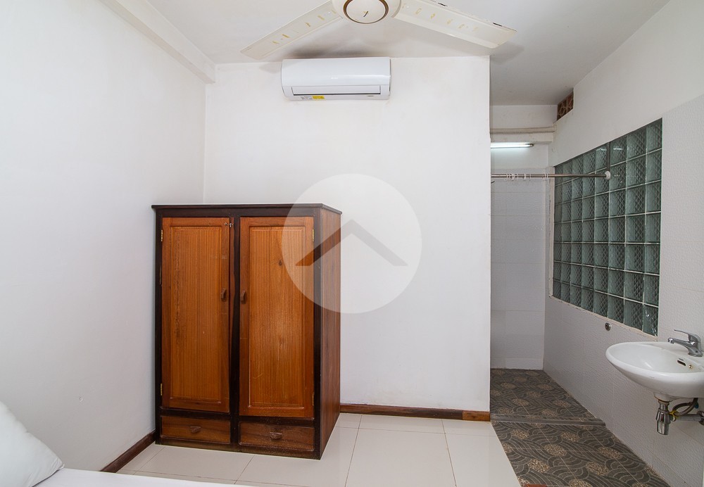 4 Bedroom Apartment For Rent - Chroy Changvar, Phnom Penh - Image 18 4 Bedroom Apartment For Rent - Chroy Changvar, Phnom Penh - Image 18