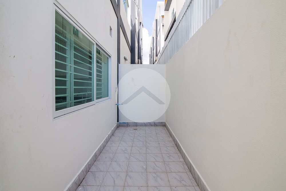 4 Bedroom Shophouse For Sale - Borey Aurora, Sen Sok, Phnom Penh - Image 8