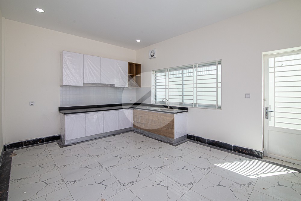 4 Bedroom Shophouse For Sale - Borey Aurora, Sen Sok, Phnom Penh - Image 6