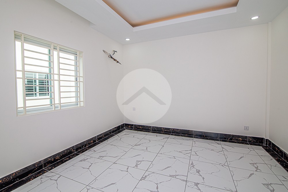 4 Bedroom Shophouse For Sale - Borey Aurora, Sen Sok, Phnom Penh - Image 14