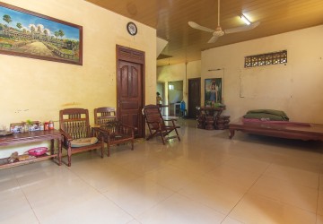 3 Bedroom House For Rent - Slor Kram, Siem Reap thumbnail