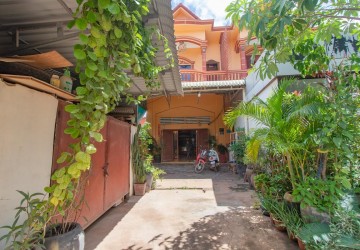 5 Bedroom House For Rent - Sala Kamreuk, Siem Reap thumbnail