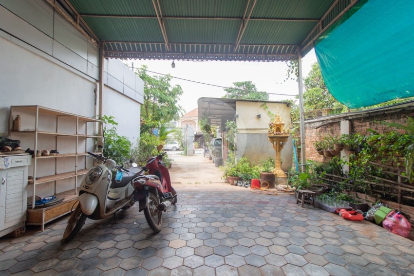 5 Bedroom House For Rent - Sala Kamreuk, Siem Reap