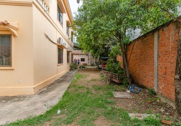 7 Bedroom House For Sale - Slor Kram, Siem Reap thumbnail