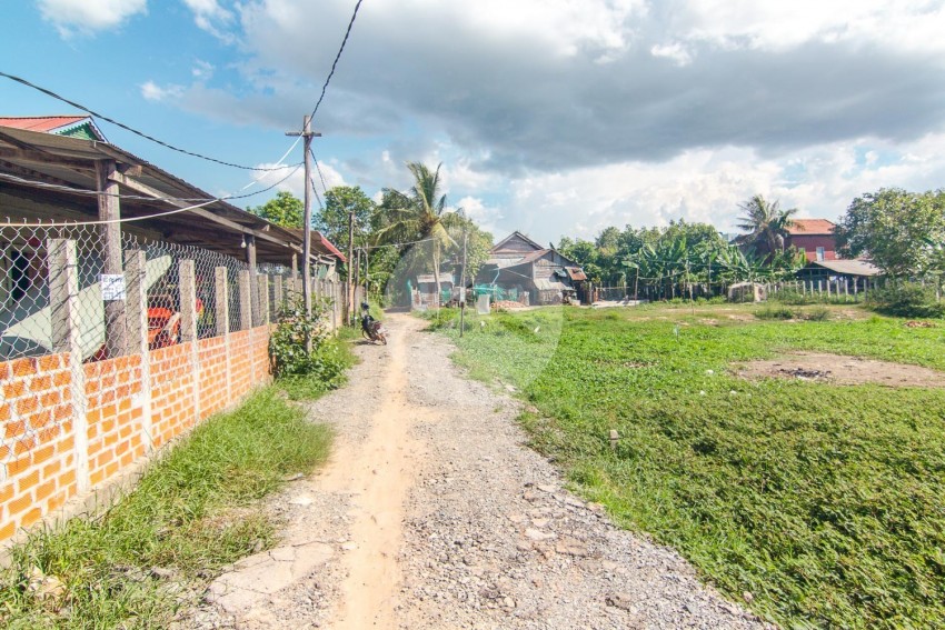   ដីលំនៅឋានទំហំ ៣៥០ ម៉ែត្រការ៉េ សម្រាប់លក់- សង្កាត់សៀមរាប, ក្រុងសៀមរាប