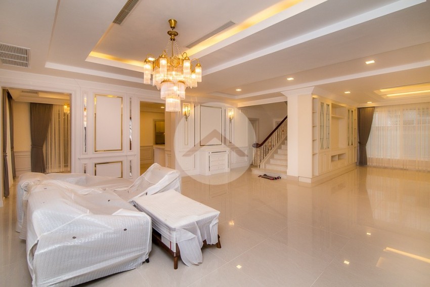 6 Bedroom Queen Villa For Sale- Penghuoth Star Diamond- Phnom Penh