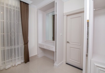 6 Bedroom Queen Villa For Sale- Penghuoth Star Diamond- Phnom Penh thumbnail