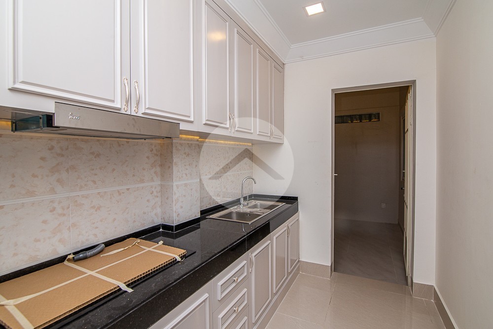 6 Bedroom Villa For Rent - Borey Penghuoth The Star Diamond, Chakangre Ler, Phnom Penh - Image 14