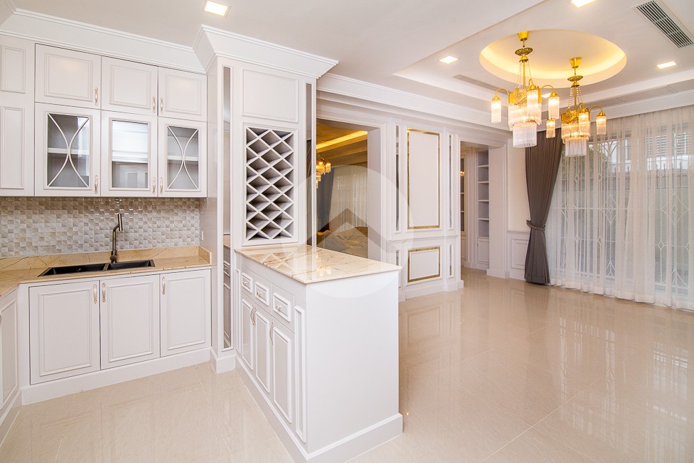 6 Bedroom Villa For Rent - Borey Penghuoth The Star Diamond, Chakangre Ler, Phnom Penh - Image 9