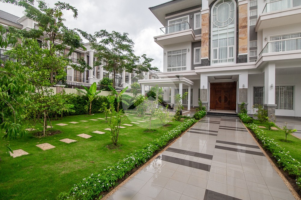 6 Bedroom Villa For Rent - Borey Penghuoth The Star Diamond, Chakangre Ler, Phnom Penh - Image 48