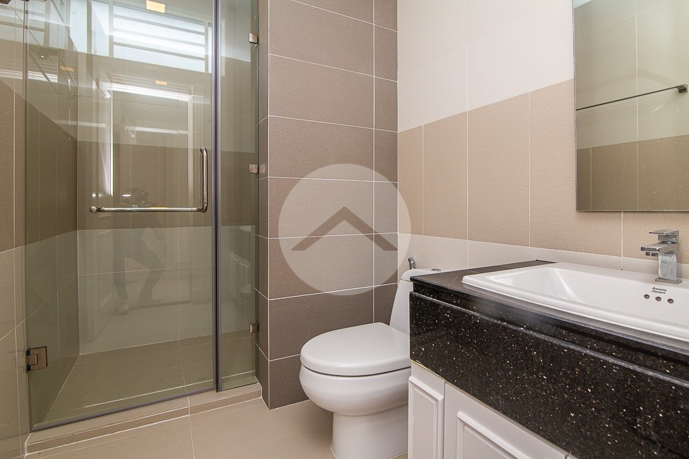 6 Bedroom Villa For Rent - Borey Penghuoth The Star Diamond, Chakangre Ler, Phnom Penh - Image 37