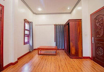 3 Bedroom House For Sale - Sala Kamreuk, Siem Reap thumbnail