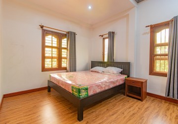 3 Bedroom House For Rent - Sala Kamreuk, Siem Reap thumbnail