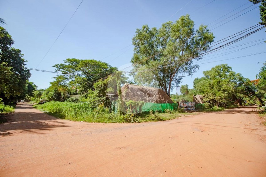 1100 Sqm Commercial Land For Sale - Slor Kram, Siem Reap