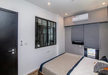 1 Bedroom Condo For Rent - BKK1, Phnom Penh thumbnail