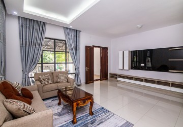 4 Bedroom Villa For Rent - Chak Angrae Kraom, Phnom Penh thumbnail