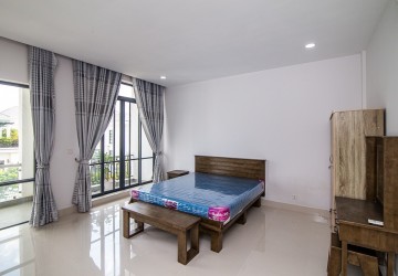 4 Bedroom Villa For Rent - Chak Angrae Kraom, Phnom Penh thumbnail