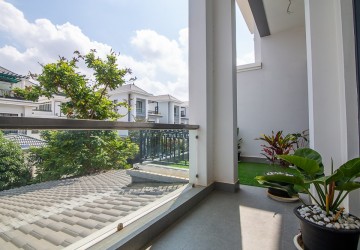 4 Bedroom Villa For Rent - Chak Angrae Kraom, Phnom Penh thumbnail