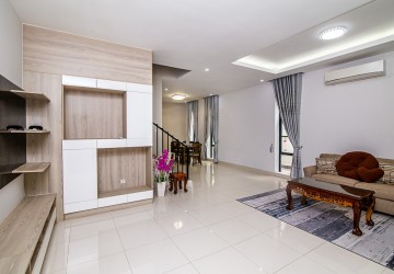 4 Bedroom Villa For Rent - Chak Angrae Kraom, Phnom Penh thumbnail