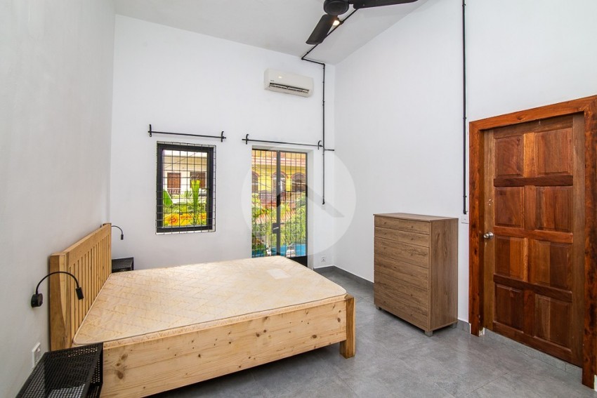 2 Bedroom Renovated Apartment For Rent - Beoung Raing, Phnom Penh