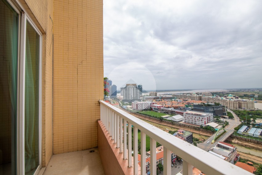 5 Bedroom Penthouse For Rent - Rose Condo, Phnom Penh