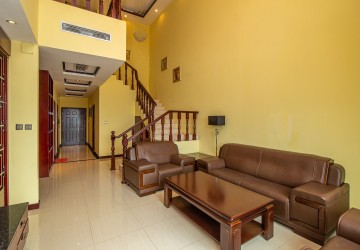 5 Bedroom Penthouse For Rent - Rose Condo, Phnom Penh thumbnail