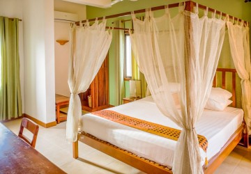 35 Bedroom Hotel For Sale - Svay Damgkum, Siem Reap thumbnail