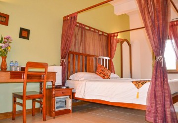 35 Bedroom Hotel For Sale - Svay Damgkum, Siem Reap thumbnail