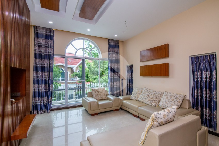 5 Bedroom Villa For Rent -Borey Bassac Garden- Chamkarmorn, Phnom Penh