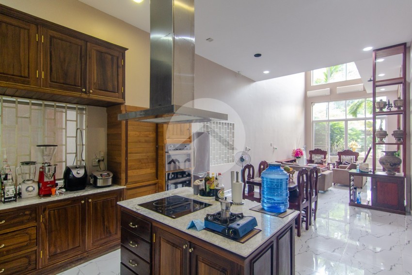 3 Bedroom Villa For Sale - Sala Kamreuk, Siem Reap