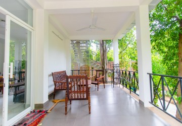 1 Bedroom Villa For Rent - Slor Kram, Siem Reap thumbnail