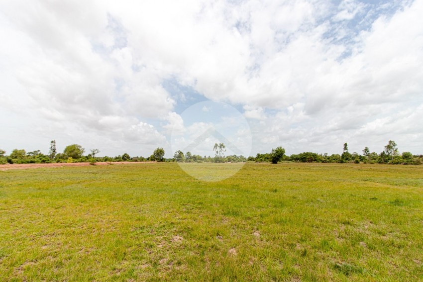 17595 Sqm Land For Sale - Road 60, Siem Reap