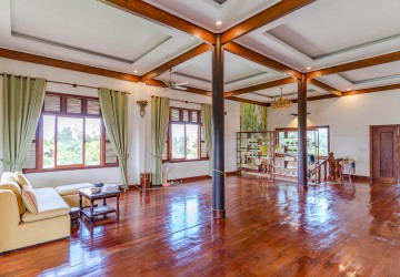 4 Bedroom Villa For Sale - Chreav, Siem Reap thumbnail