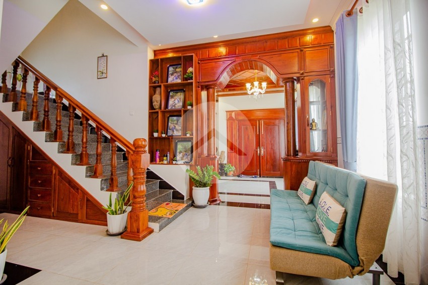 5 Bedroom House For Rent - Chreav, Siem Reap