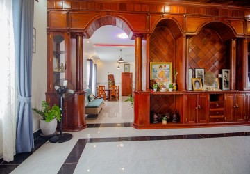 5 Bedroom House For Rent - Chreav, Siem Reap thumbnail