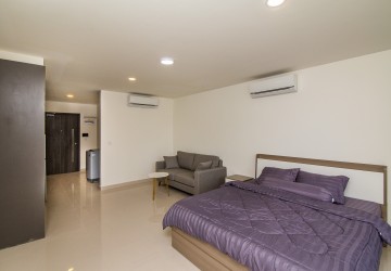 47 Sqm Studio For Rent - The Peak, Tonle Bassac, Phnom Penh thumbnail