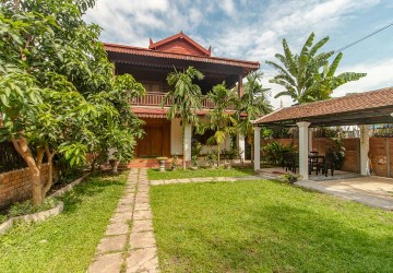 3 Bedroom Wooden House For Rent - Slor Kram, Siem Reap thumbnail