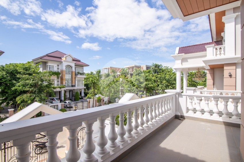 5 Bedroom Prince Villa For Rent - Khan Chbar Ampov, Phnom Penh
