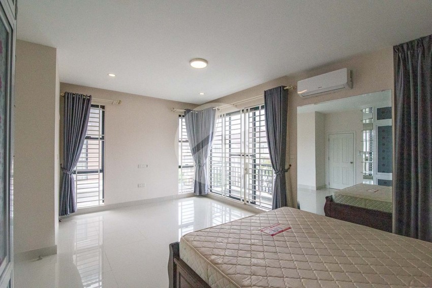 5 Bedroom Twin Villa For Rent - Hun Sen BLVD,  Phnom Penh