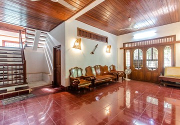 6 Bedroom Wooden Villa  For Sale - Slor Kram, Siem Reap thumbnail