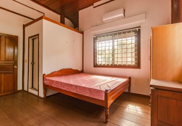 6 Bedroom Wooden Villa  For Sale - Slor Kram, Siem Reap thumbnail