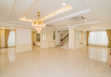 6 Bedroom Queen Villa For Rent - Peng Houth The Star Diamond, Phnom Penh thumbnail