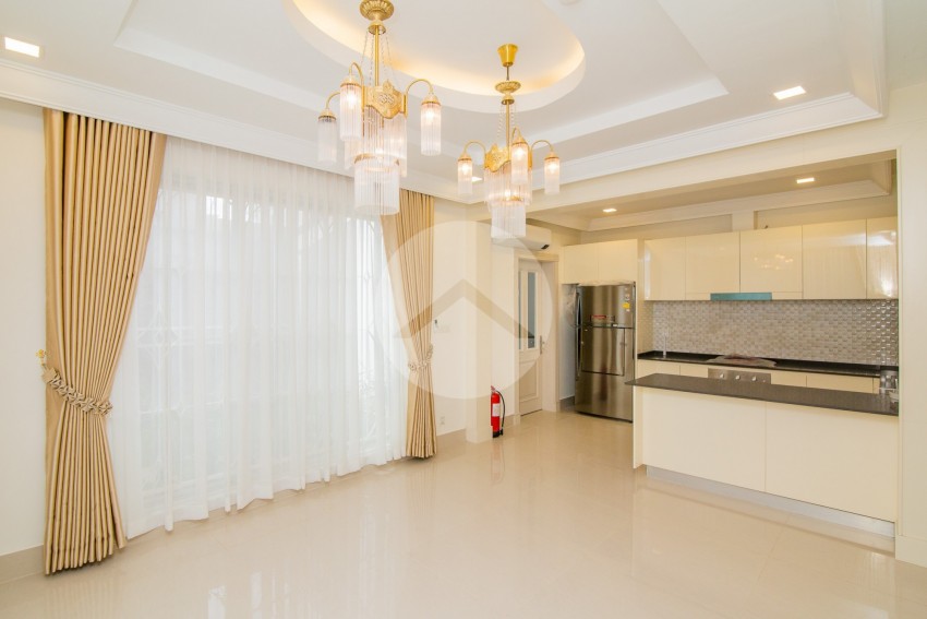 6 Bedroom Queen Villa For Rent - Peng Houth The Star Diamond, Phnom Penh