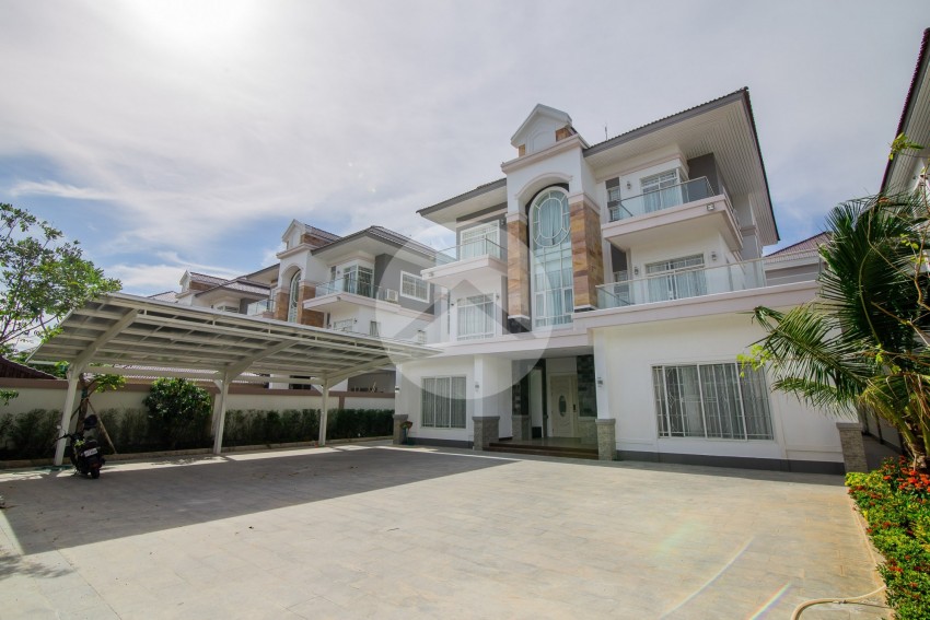 6 Bedroom Queen Villa For Rent - Peng Houth The Star Diamond, Phnom Penh